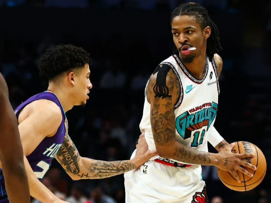 灰熊主场大胜：莫蘭特狂轟四十分壓倒魔術的简单介绍