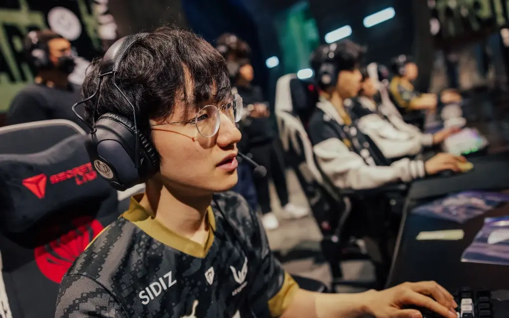 AG真人官方入口-关于GEN血洗LGD，Oner关键团战开团秒人激烈交锋全球总决赛，让粉丝疯狂欢呼的信息