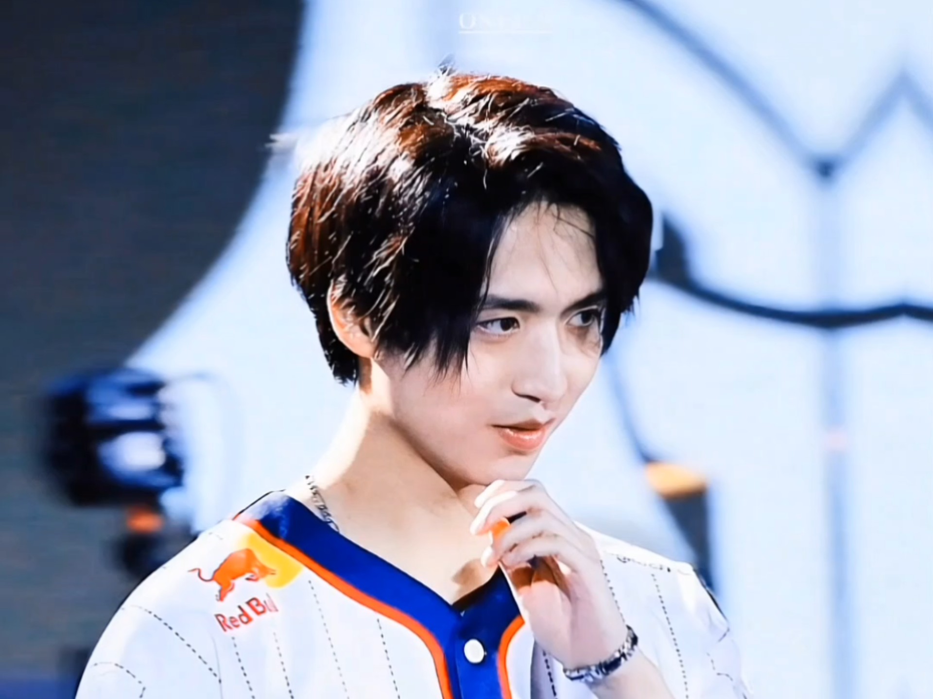 AG百家乐网址-NS绝杀JDG，Hanssama极限生还后反打强强对话八强赛，技惊四座