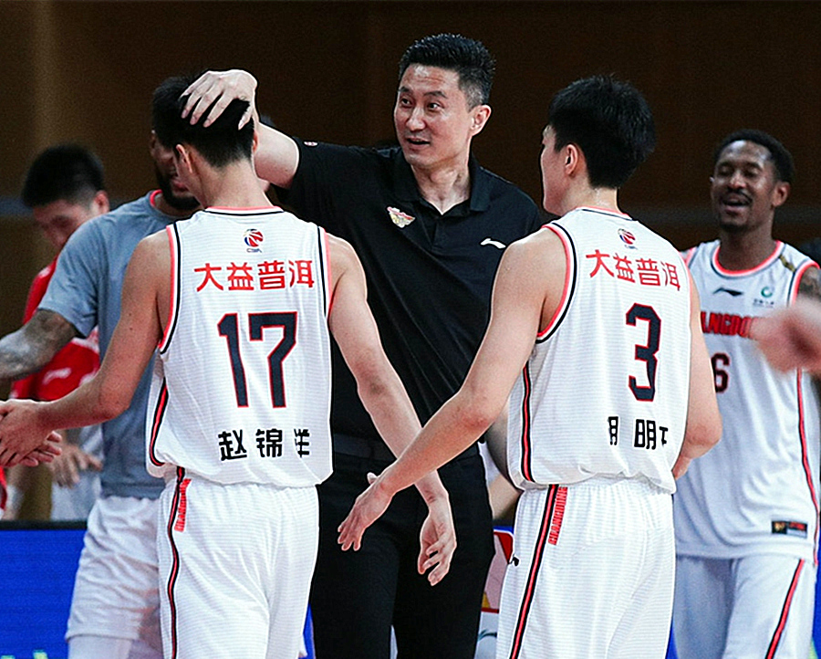 方位球成奇兵，球队险胜对手