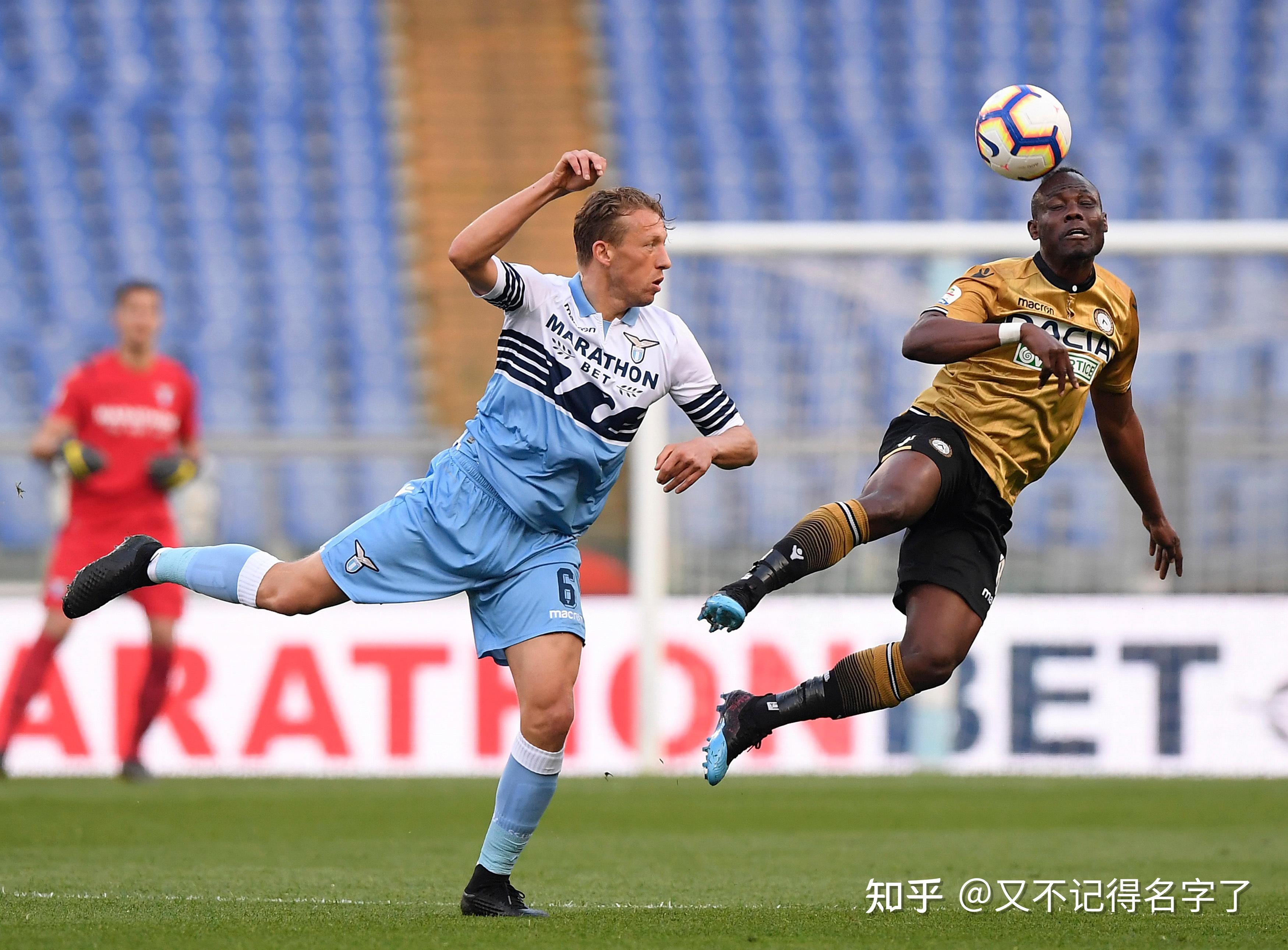 莱比锡红牛主场小胜弗兰克福,继续领跑 莱比锡红牛主场小胜弗兰克福,继续领跑